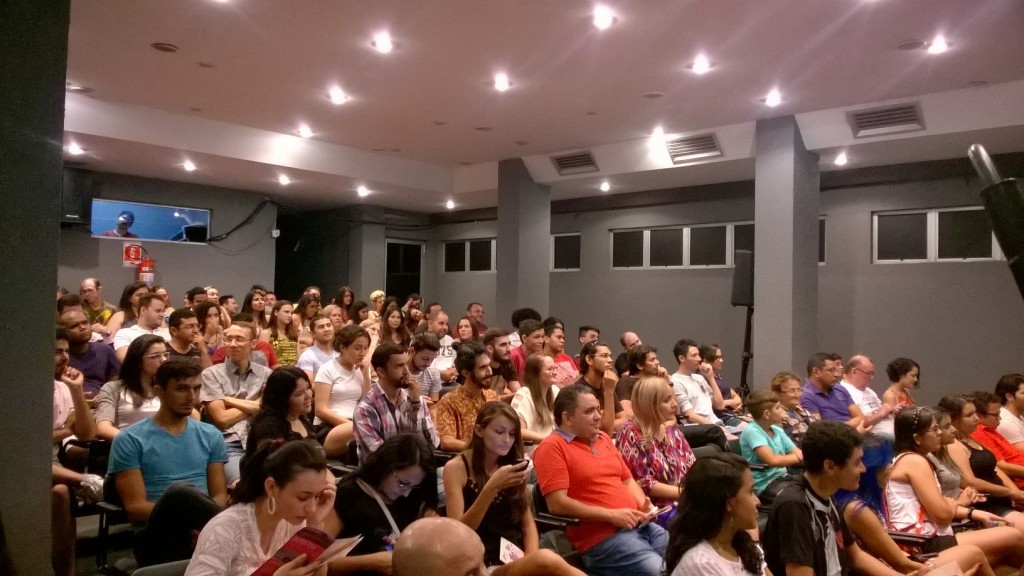 O público lotou o auditório do Sesc Iguatu para a abertura da V Mostra de Cinema. Foto Jan Messias