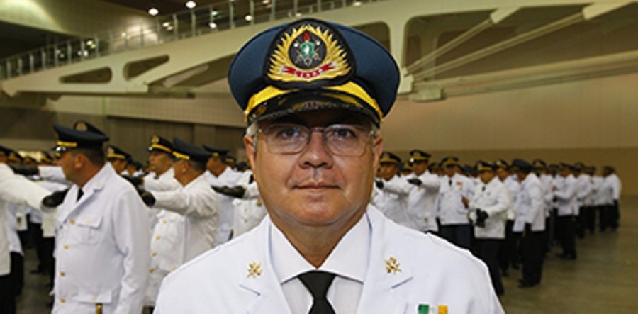 Governo do Ceará promove 456 subtenentes da PM e dos Bombeiros - MaisFM (liberação de imprensa) (Blogue)